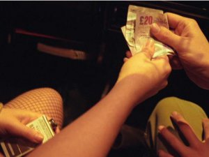 Erkekler Neden seks için para ödüyor?