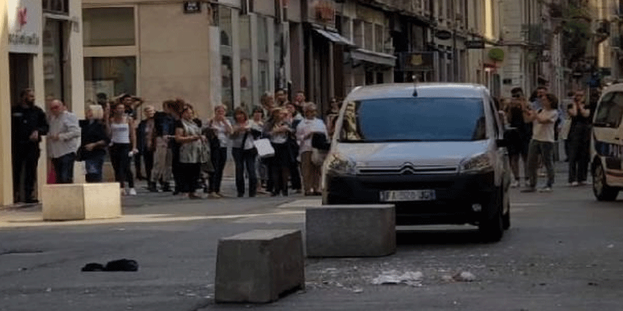 Fransa'da bombalı saldırı: Çok sayıda yaralı var