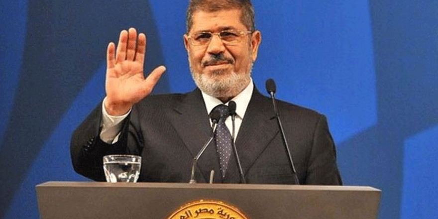 Eski Mısır Devlet Başkanı Mursi hayatını kaybetti