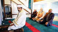Beş vakit imam, her daim sporcu