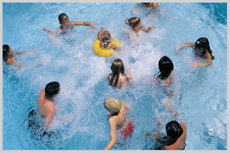 Özel Eğitim Çocuklarına Yüzme Kulübü