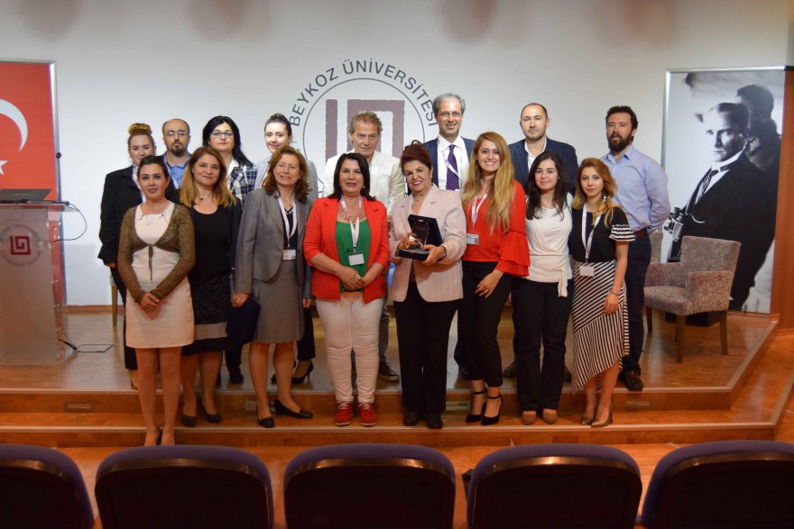 beykoz-universitesi_1.-saglik-ve-medya-sempozyumu-(3)-001.jpg